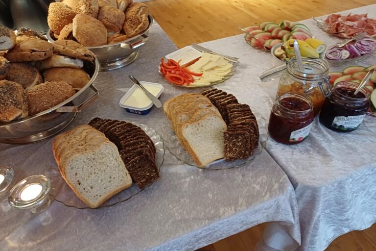 Brunch i forsamlingshuset
